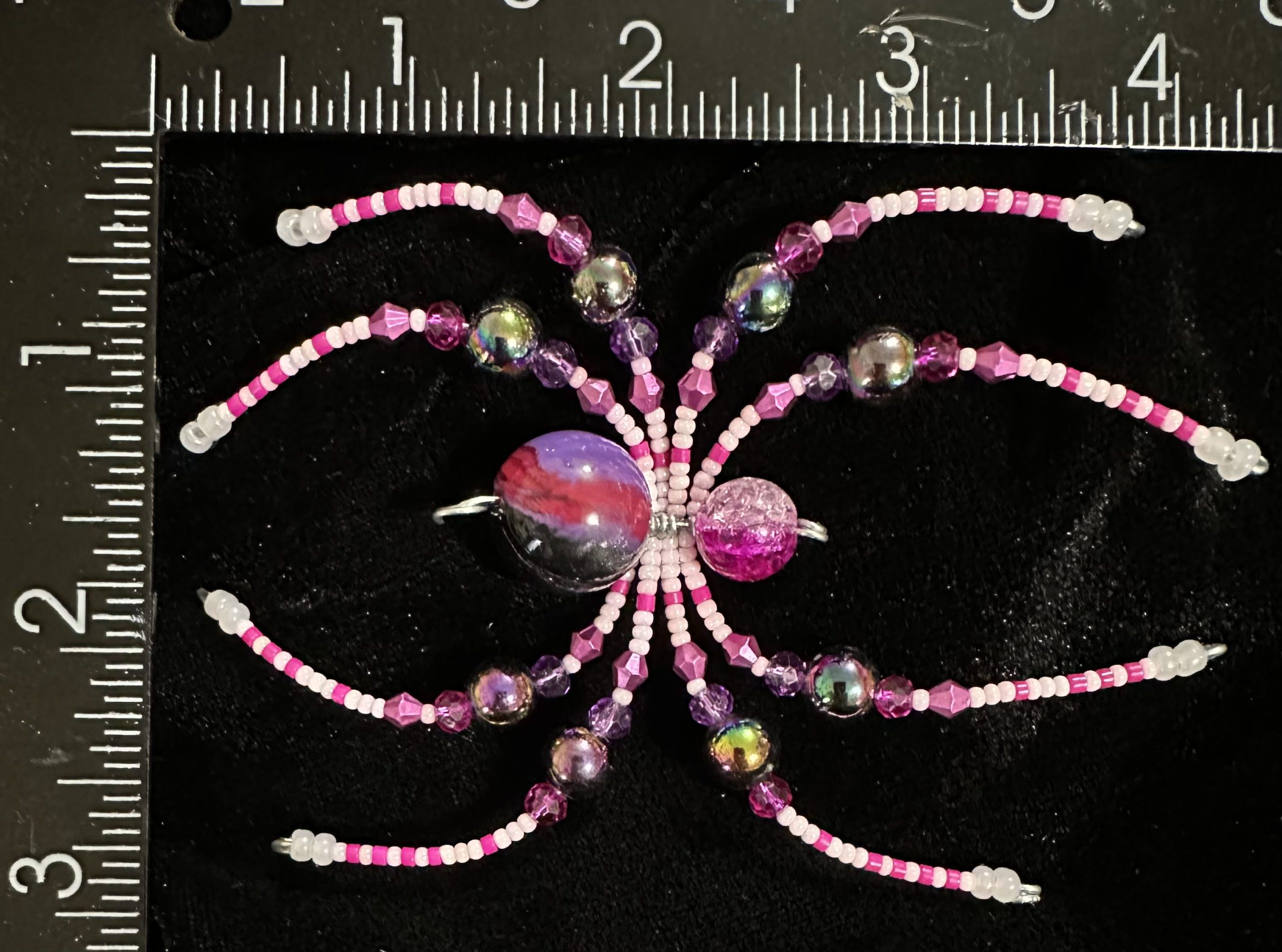 Handmade beaded Christmas spider ornament - Image 5